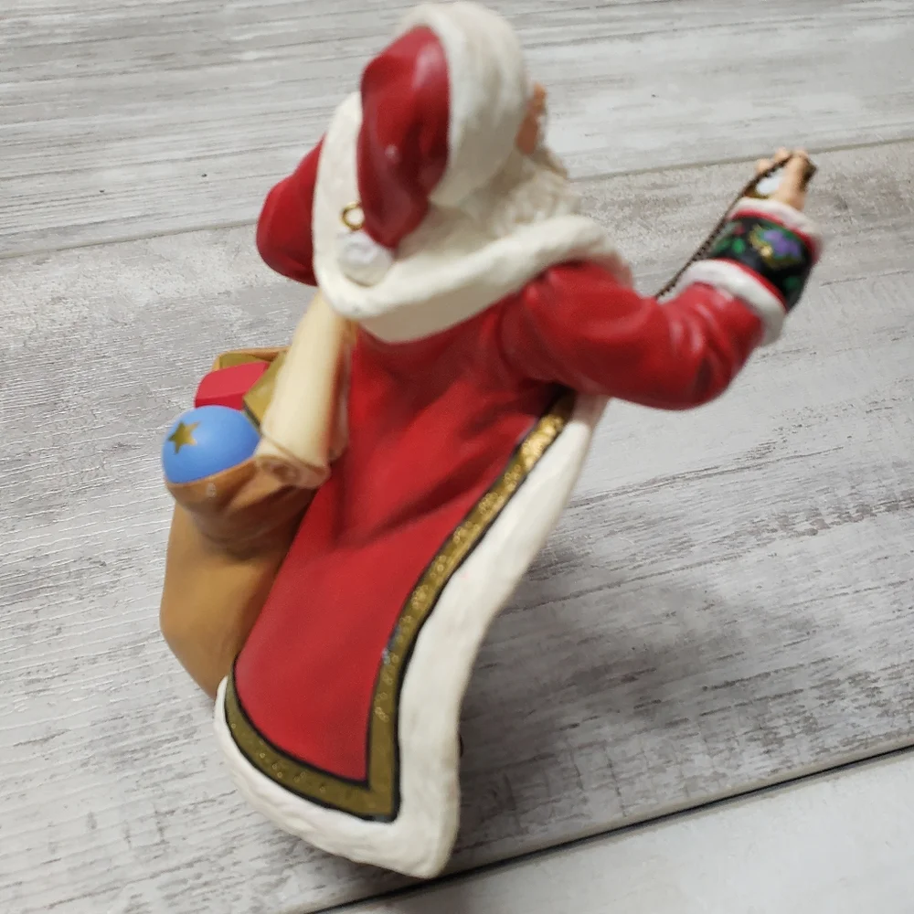 Hallmark 2001 ornament